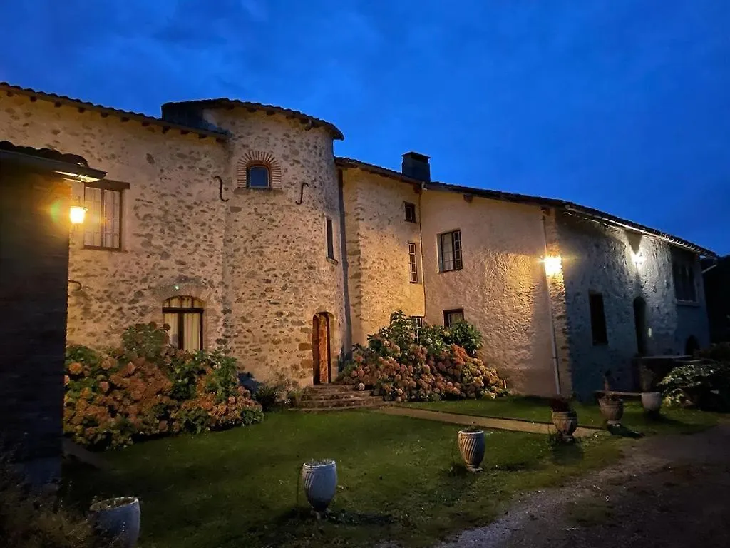 Bed and Breakfast Domaine La Tour Loubens  Bed & Breakfast
