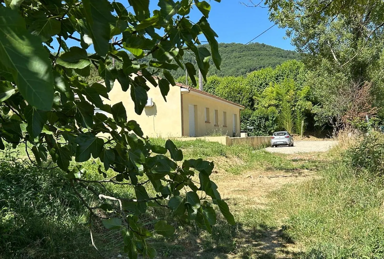Bed and Breakfast Domaine La Tour Loubens  0*, Loubens (Ariege)